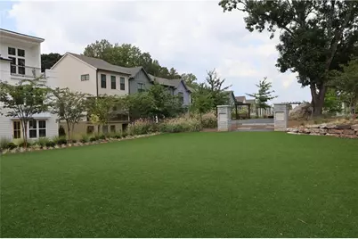 1390 Cozy Circle, Atlanta, GA 30326 - Photo 30