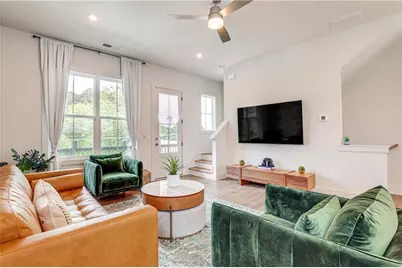 1390 Cozy Circle, Atlanta, GA 30326 - Photo 6