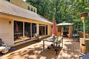 355 Nottingham Dr, Marietta, GA 30066 - Photo 2