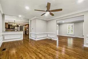 5309 W Bank Dr, Marietta, GA 30068 - Photo 4