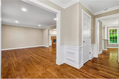 5309 W Bank Drive, Marietta, GA 30068 - Photo 14