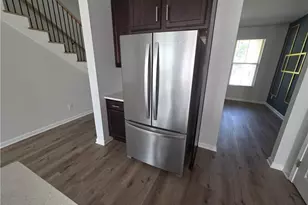 2034 Britt Dr, Snellville, GA 30078 - Photo 10