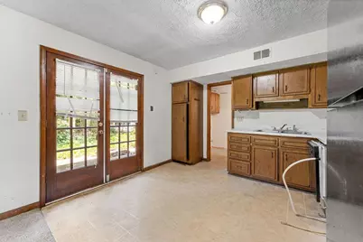 1043 Ascot Court, Riverdale, GA 30296 - Photo 10