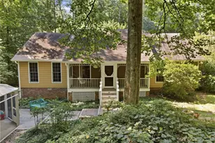 724 Clarke Trail, Dacula, GA 30019 - Photo 2