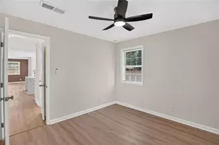 2359 Baywood Dr SE, Atlanta, GA 30315 - Photo 14