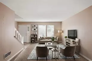 1001 Chapman Ln, Stone Mountain, GA 30088 - Photo 2