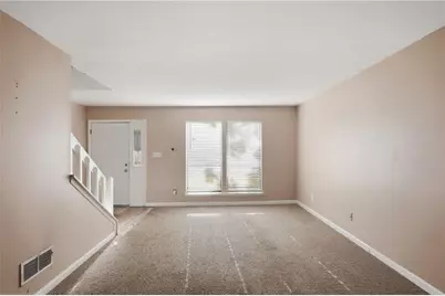 1001 Chapman Lane, Stone Mountain, GA 30088 - Photo 8