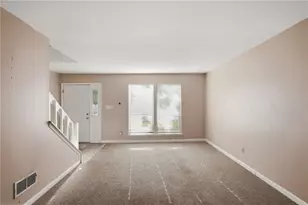 1001 Chapman Ln, Stone Mountain, GA 30088 - Photo 8