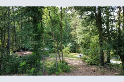 1270 Woods Circle NE, Brookhaven, GA 30324 - Photo 2