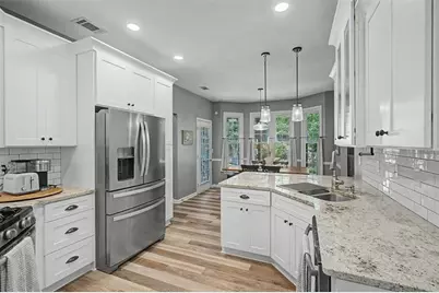 706 Chanson Drive SW, Marietta, GA 30064 - Photo 18