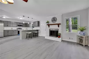 3417 Creekwood Dr SE, Conyers, GA 30094 - Photo 8