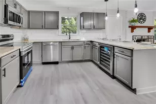 3417 Creekwood Dr SE, Conyers, GA 30094 - Photo 16