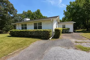 335 Springdale Rd, Stockbridge, GA 30281 - Photo 2