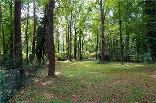 613 Sheppard Rd, Stone Mountain, GA 30083 - Photo 18