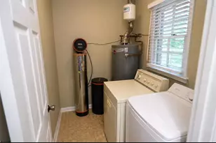 613 Sheppard Rd, Stone Mountain, GA 30083 - Photo 6