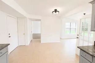 2095 Glynmoore Dr, Lawrenceville, GA 30043 - Photo 4