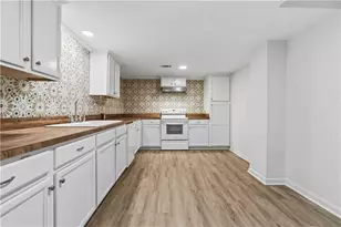 6748 Brandon Mill Rd, Sandy Springs, GA 30328 - Photo 30