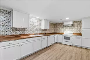 6748 Brandon Mill Rd, Sandy Springs, GA 30328 - Photo 28