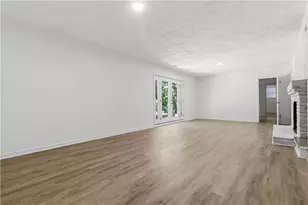 6748 Brandon Mill Rd, Sandy Springs, GA 30328 - Photo 26