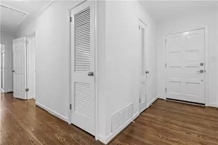6748 Brandon Mill Rd, Sandy Springs, GA 30328 - Photo 4