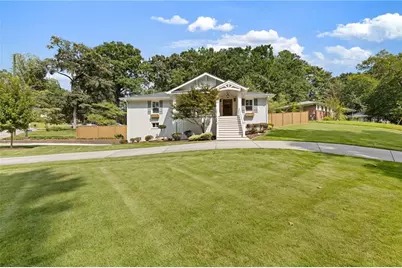 2661 Linnwood Drive SE, Smyrna, GA 30080 - Photo 2