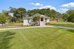 2661 Linnwood Dr SE, Smyrna, GA 30080 - Photo 2