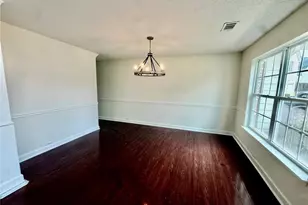 510 Shire Ln, Fairburn, GA 30213 - Photo 4