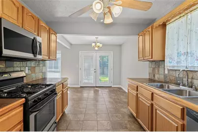 8340 Beechwood Trace, Riverdale, GA 30274 - Photo 22