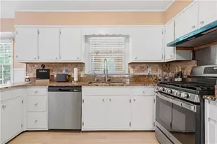 6828 Rockland Rd, Lithonia, GA 30038 - Photo 4