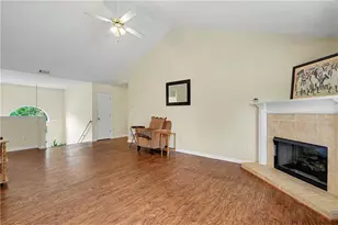 4353 Flat Stone Ln, Snellville, GA 30039 - Photo 6