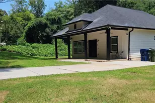 2229 Bicknell St SW, Atlanta, GA 30315 - Photo 2