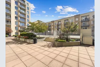 711 Cosmopolitan Drive NE #403, Atlanta, GA 30324 - Photo 18