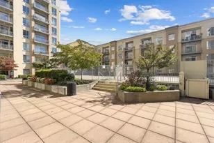 711 Cosmopolitan Dr NE, Atlanta, GA 30324 - Photo 18
