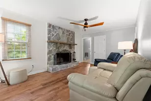 4977 Kings Wood Dr NE, Roswell, GA 30075 - Photo 4