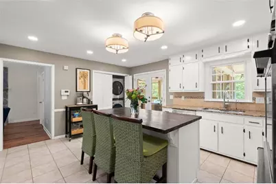 4977 Kings Wood Drive NE, Roswell, GA 30075 - Photo 8