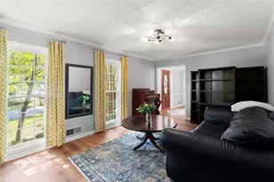 4977 Kings Wood Dr NE, Roswell, GA 30075 - Photo 16