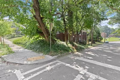 1141 Rosedale Drive NE, Atlanta, GA 30306 - Photo 4