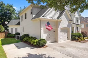 960 Garden Crossing Ln, Cumming, GA 30040 - Photo 6