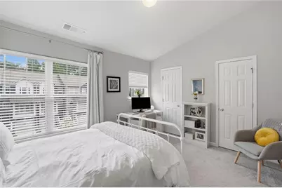 1448 Liberty Parkway NW #2212, Atlanta, GA 30318 - Photo 10