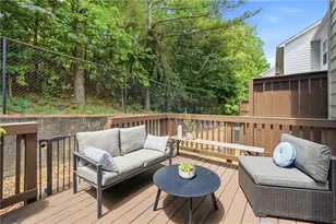 1448 Liberty Pkwy NW, Atlanta, GA 30318 - Photo 16