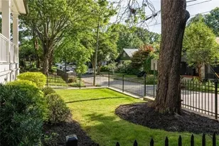 322 Candler St NE, Atlanta, GA 30307 - Photo 10