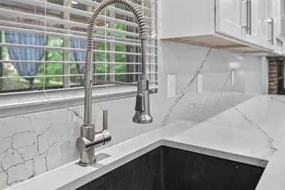 327 Dickson Drive, Jefferson, GA 30549 - Photo 22