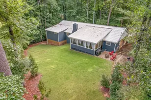 327 Dickson Dr, Jefferson, GA 30549 - Photo 10