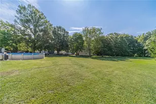 3520 Camelot Ct, Loganville, GA 30052 - Photo 24