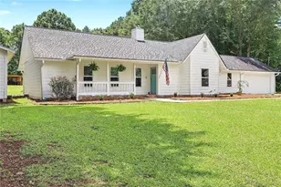 135 Dixie Ln, Covington, GA 30014 - Photo 4