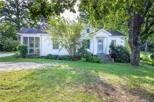 303 Georgianna St, Jasper, GA 30143 - Photo 1