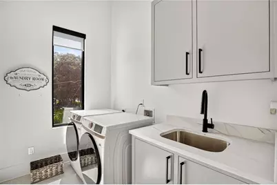 1192 Bernadette Lane NE, Atlanta, GA 30329 - Photo 24