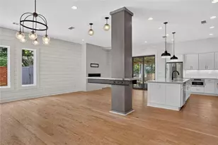 244 Locust St NE, Atlanta, GA 30317 - Photo 4