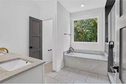 244 Locust Street NE #B, Atlanta, GA 30317 - Photo 12