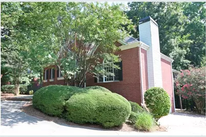3885 Waterford Drive, Suwanee, GA 30024 - Photo 4